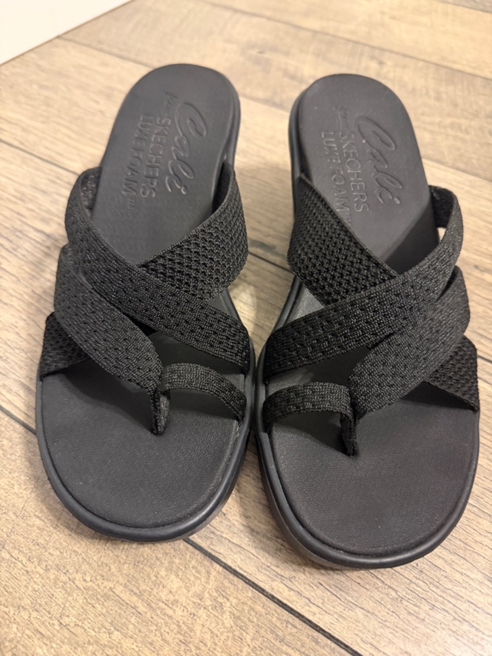 Skechers Cali Luxe Foam Black Crisscross Wedge Sandals